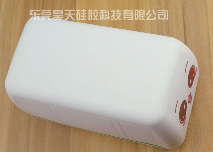 硅膠套生產(chǎn)廠家_硅膠套紀念品